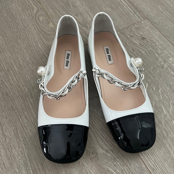 Miu Miu Mary Janes ballet flats - Picture 2 of 7